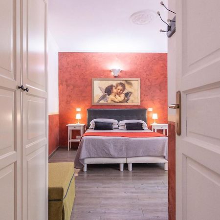 Room In Bb - Family Room In History House Rome Extérieur photo